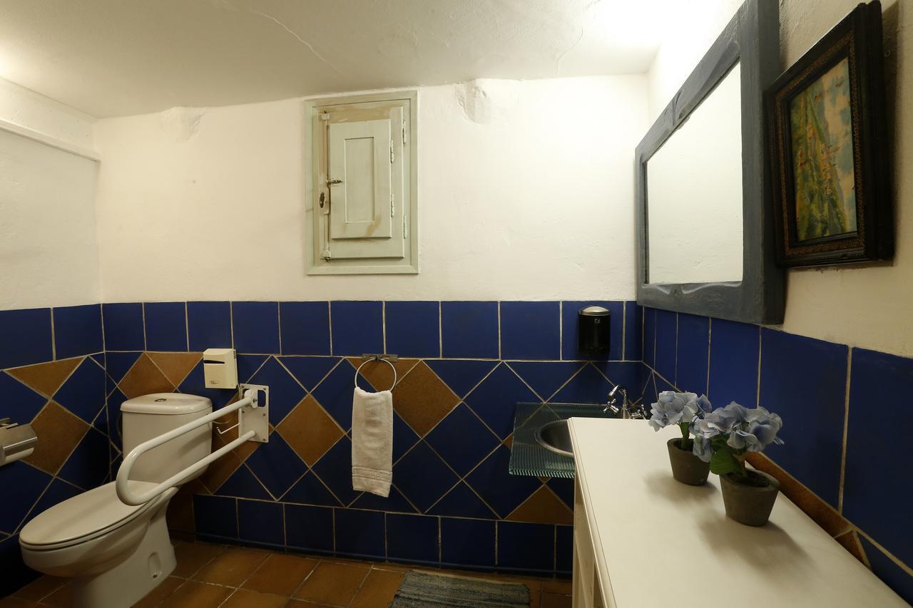 Hostal Blau Peratallada Luaran gambar