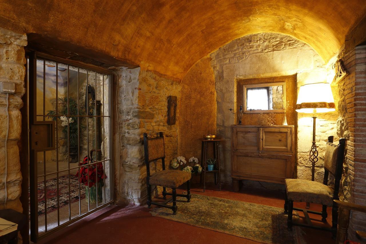 Hostal Blau Peratallada Luaran gambar