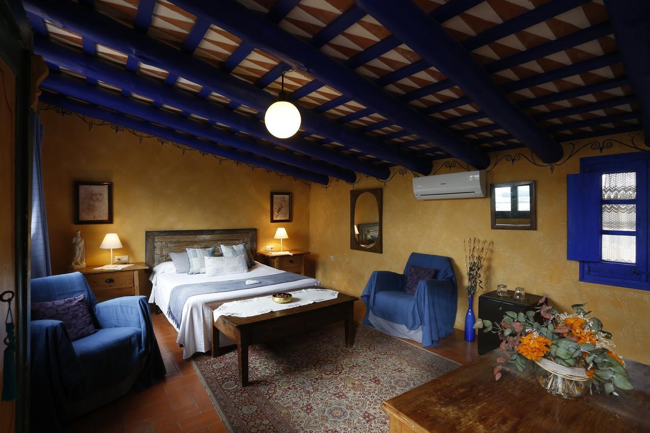 Hostal Blau Peratallada Luaran gambar