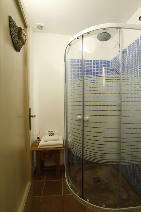 Hostal Blau Peratallada Luaran gambar