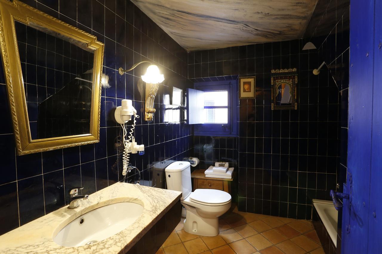 Hostal Blau Peratallada Luaran gambar